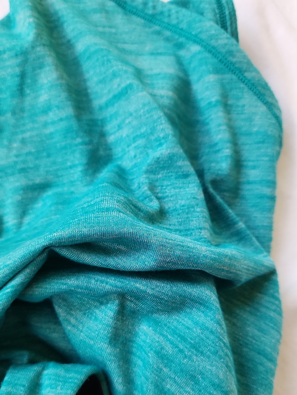 Lululrmon Size 4Women’s Teal Strappy Tank Top Built In Bra - Picture 5 of 5